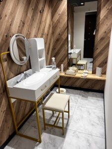 パウダールーム